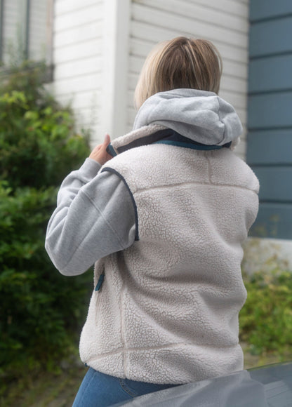 Off white teddy vest